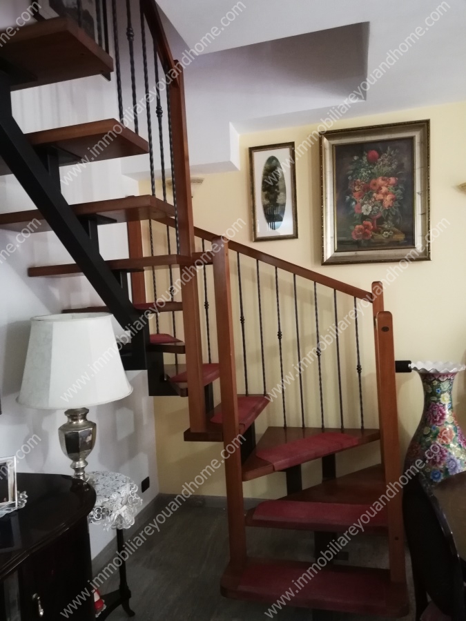 Villa TRIGGIANO vendita  Triggiano  You  and  Home