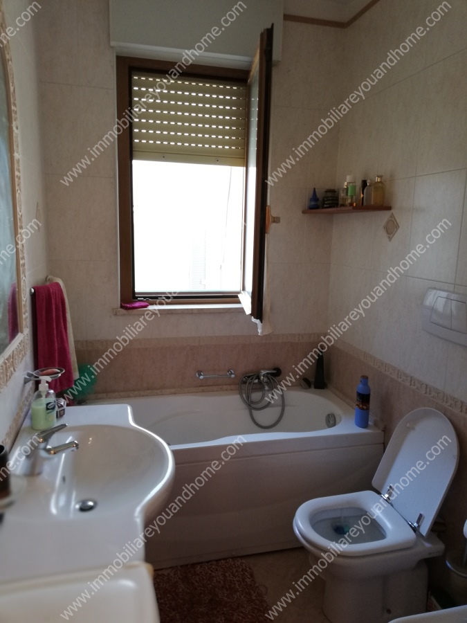 Villa TRIGGIANO vendita  Triggiano  You  and  Home