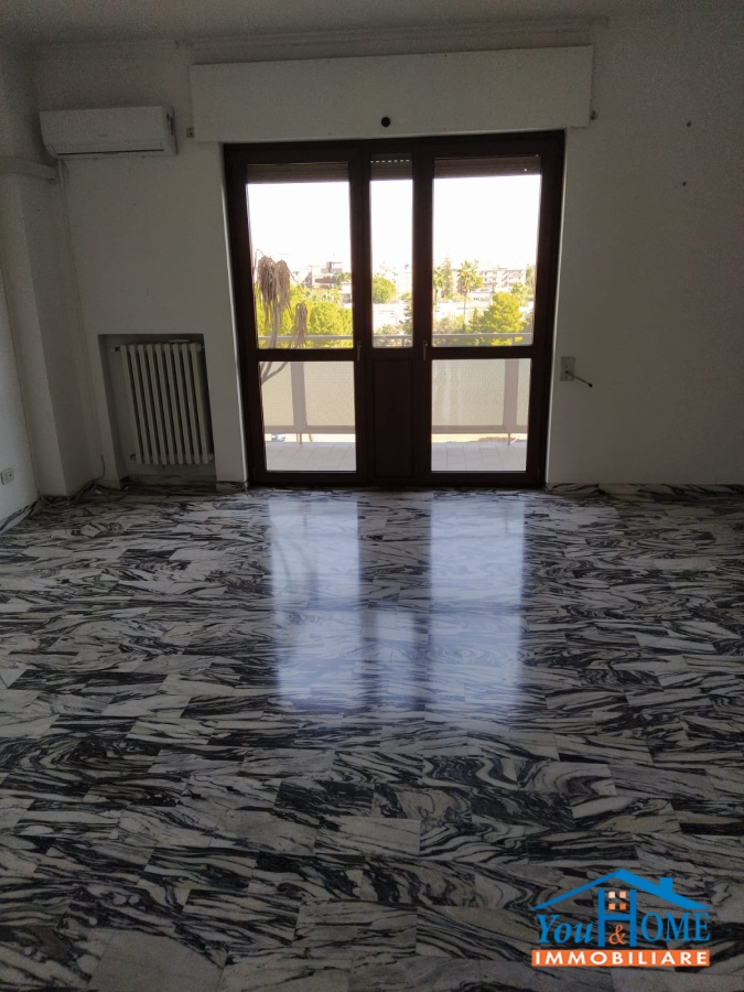 Appartamento BARI affitto  Picone  You  and  Home